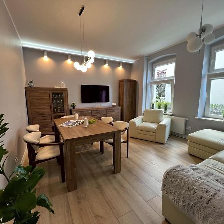 Apartament Olivia Business Suite กดัญสก์ ภายนอก รูปภาพ