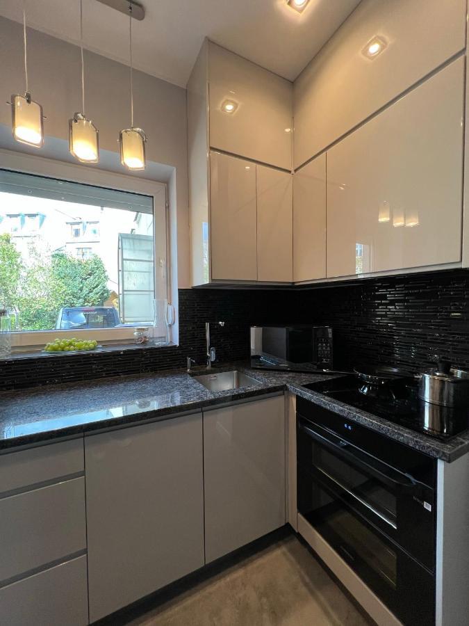Apartament Olivia Business Suite กดัญสก์ ภายนอก รูปภาพ