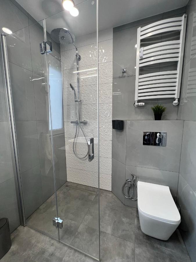 Apartament Olivia Business Suite กดัญสก์ ภายนอก รูปภาพ