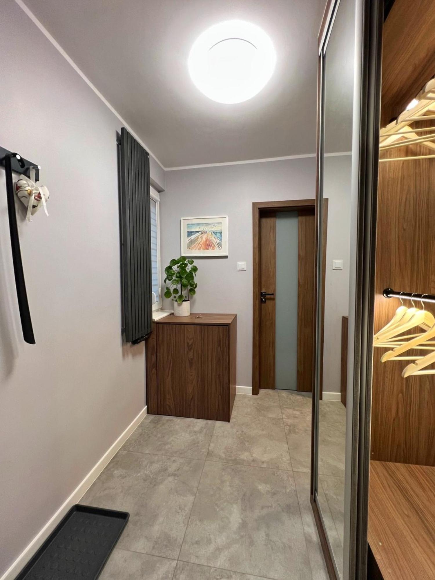 Apartament Olivia Business Suite กดัญสก์ ภายนอก รูปภาพ